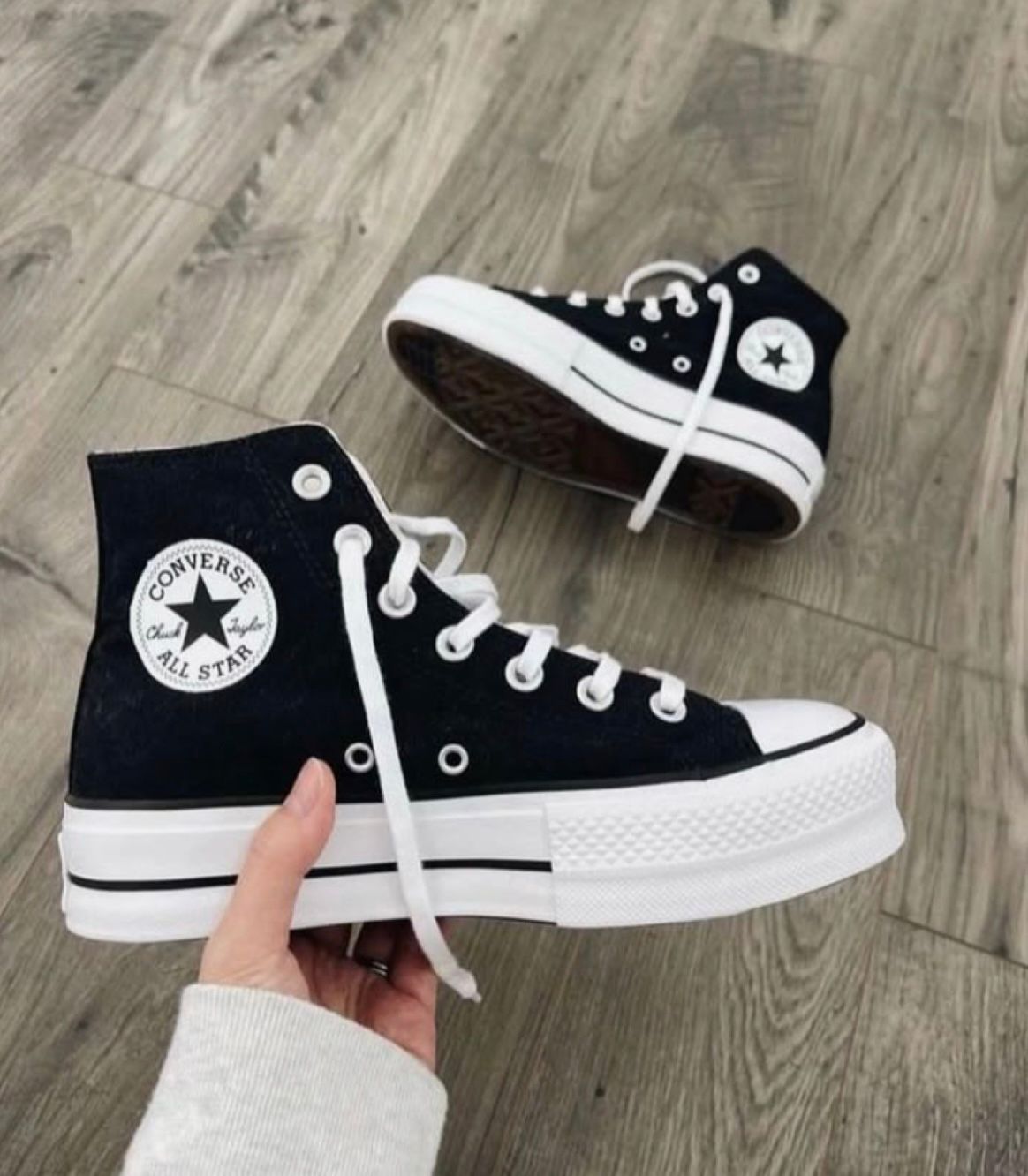 OFERTA DE NAVIDAD 2 CONVERSE X60€
